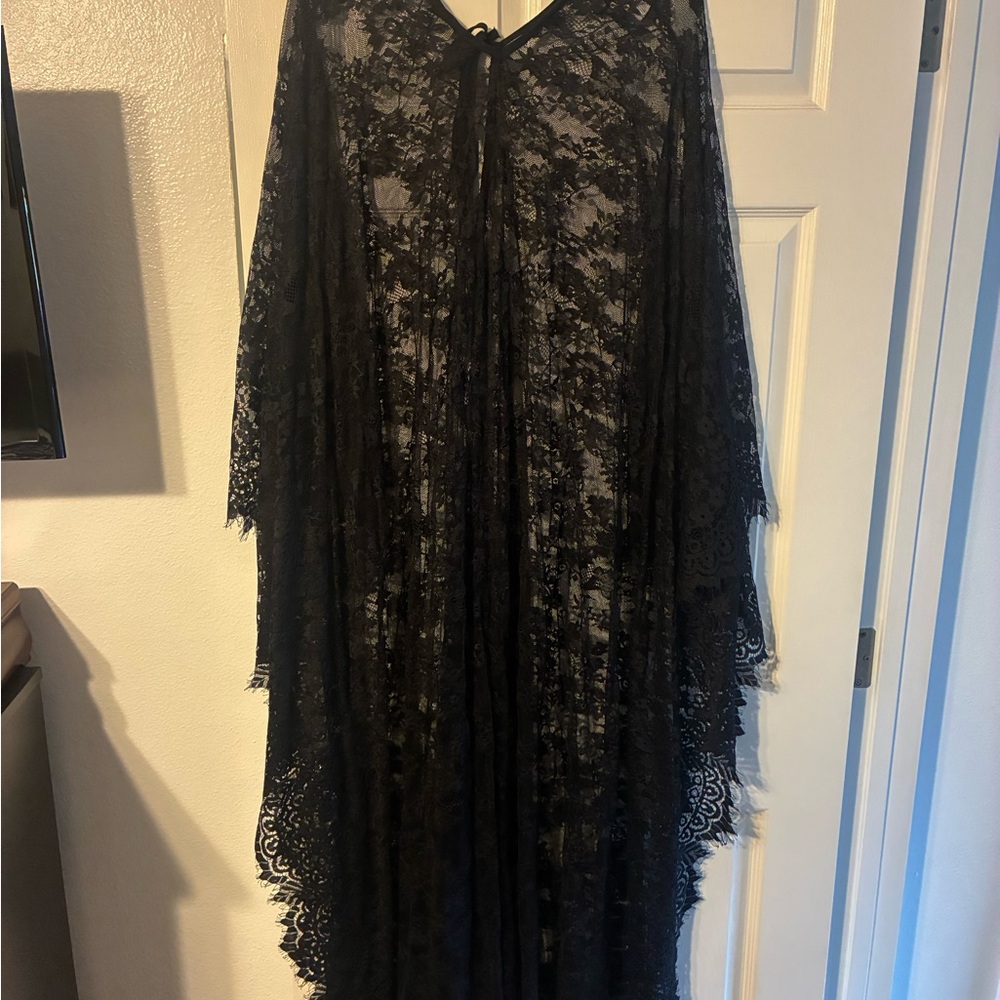 Black Lace Caftan